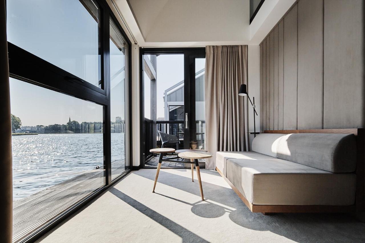 New Port - Premium Floating Aparthotel Cracovia Exterior foto