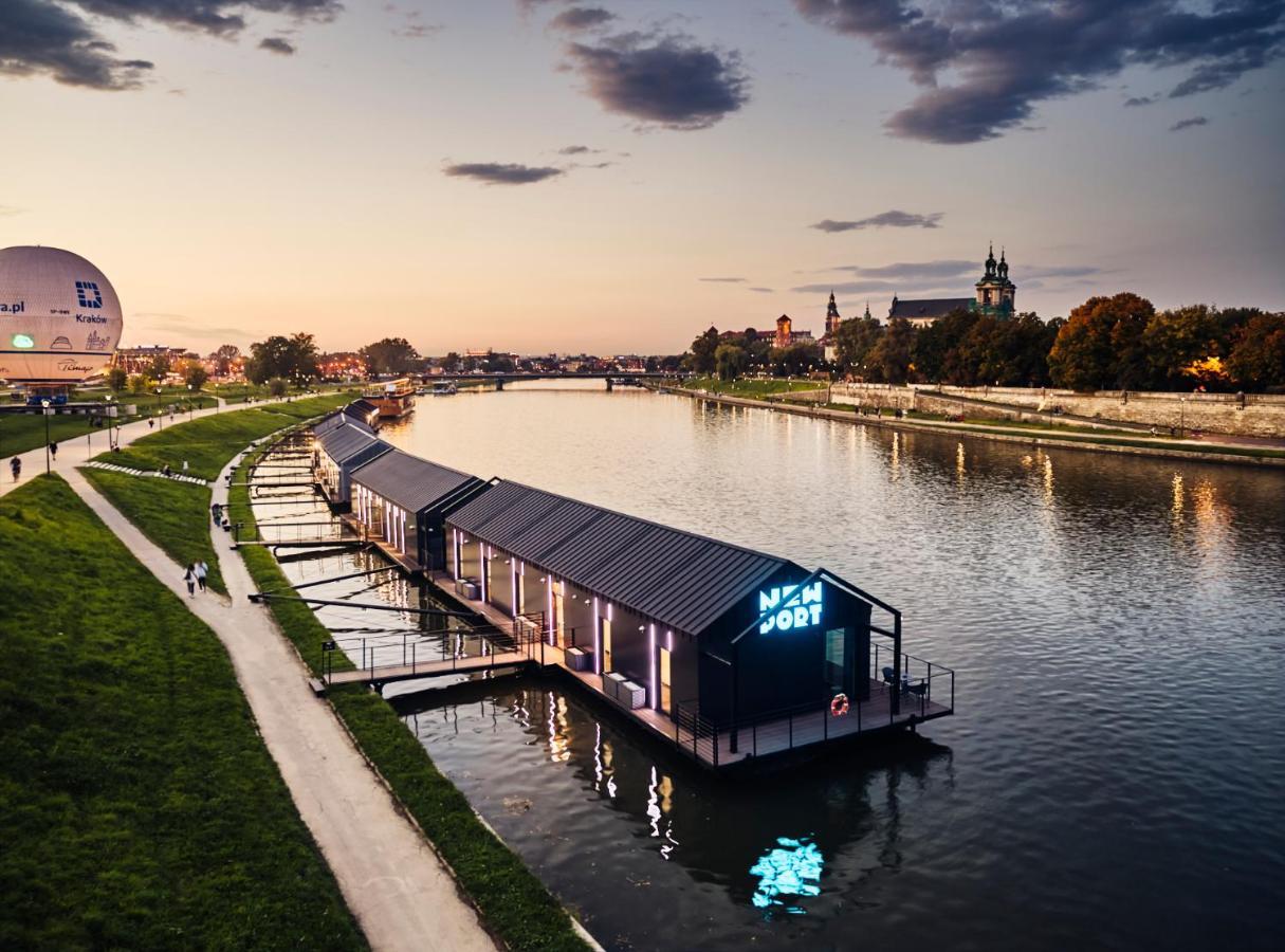 New Port - Premium Floating Aparthotel Cracovia Exterior foto